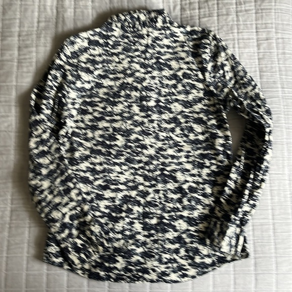 Patagonia Women’s Corduroy Button Down Shirt Size 6, Small - Picture 4 of 4